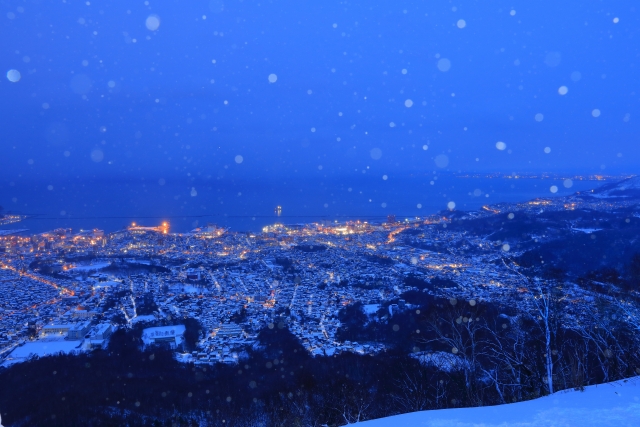 小樽天狗山の夜景で冬におすすめ時間は何時から？行き方もご紹介！