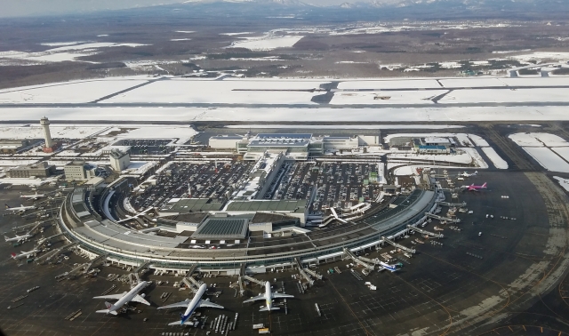 新千歳空港の雪での欠航確率は？帰れない時はどうする？