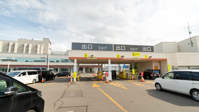 新千歳空港駐車場料金は高い安いどっち？割引があるかも徹底調査！